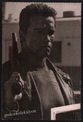 Arnold Schwarzenegger Kartpostal KRT3525 - Gökçekoleksiyon
