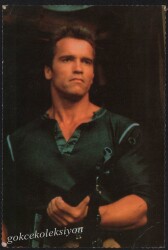 Arnold Schwarzenegger Kartpostal KRT3530 - Gökçekoleksiyon