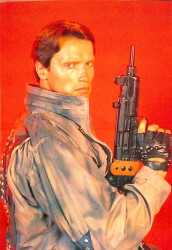 Arnold Schwarzenegger Kartpostal (Küçük Boy) KRT216547 - Gökçekoleksiyon