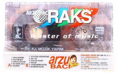 Arzu Bacı - Vatan Benim Köyüm Kaset KST4743 - 2