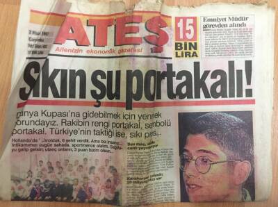 Ateş Gazetesi 2 Nisan 1997 - Dünya Kupasına Gidebilmek İçin Yenmek Zorundayız Sıkın Şu Portakalı ! GZ39138 - 1