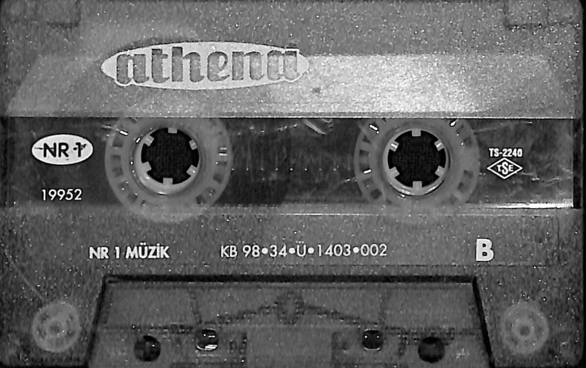Athena Kaset (Kırmızı Bandrol - İkinci El) KST27730 - 2