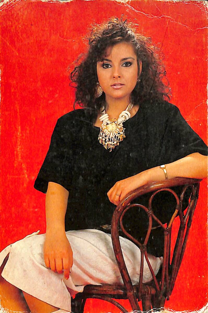 Aydan Şener Kartpostal (Küçük Boy) KRT23052 - 1