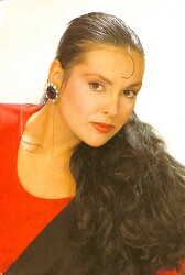 Aydan Şener Kartpostal (Küçük Boy) KRT23059 - Gökçekoleksiyon