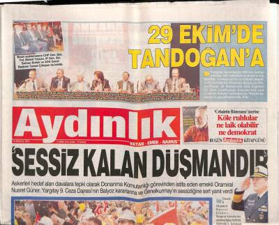 Aydınlık Gazetesi 11 Ekim 2013 - Hikmetyar , Erdoğanın İmzasıyla Terörist Listesinde - CHPde Paket İsyanı GZ94433 - 1