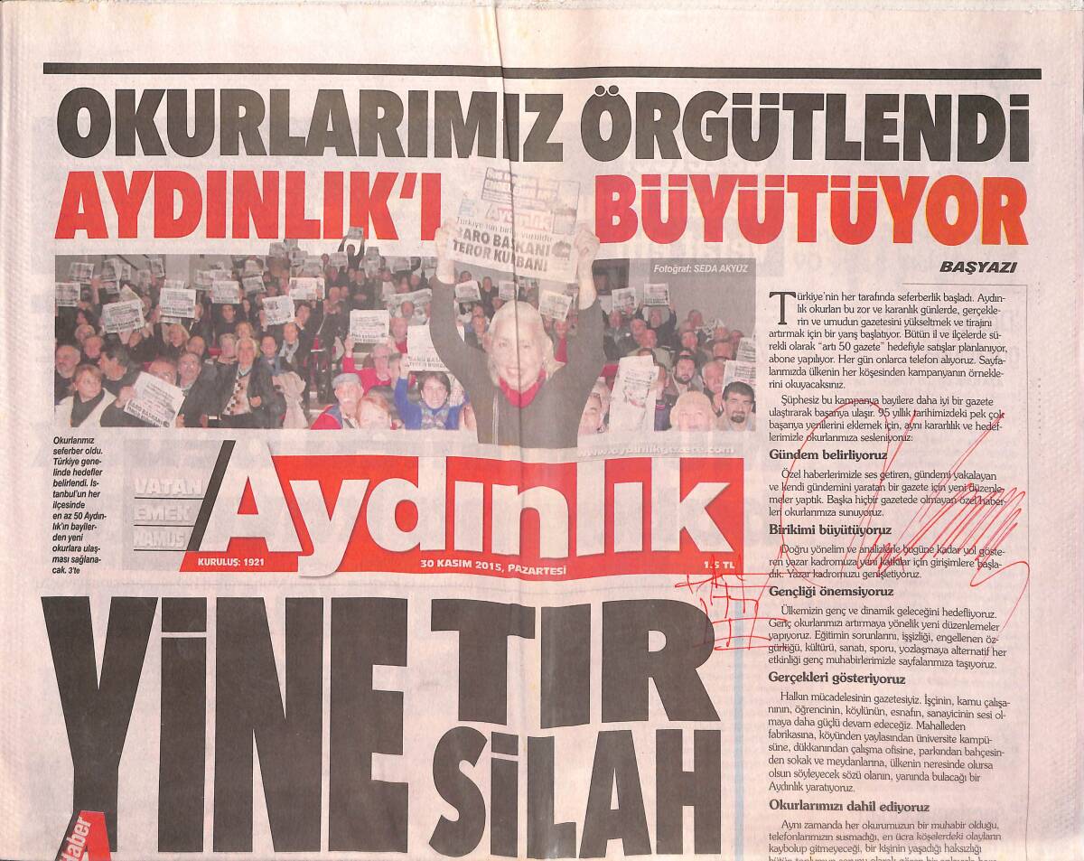 Aydınlık Gazetesi 30 Kasım 2015 - FETÖ Çözüldü İtirafçılar Arttı - Mourinho'nun 10 Numarası Sneijder GZ135436 - 1