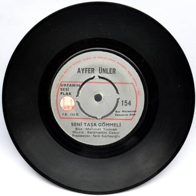 Ayfer Ünler - Ben Sevdim Eller Aldı (108.5) PLK6509 - 2