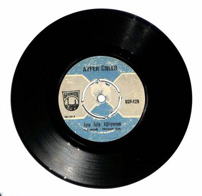 Ayfer Ünler - Mezarımda Ağlamanı İstemem / İçip İçip Ağlıyorum PLAK (10/7.5) PLK18712 - 2