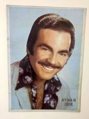 Ayhan Işık Dev Boy Poster.50x70 BRKT6 - 1