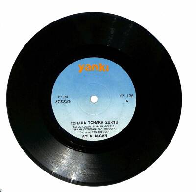 Ayla Algan (1978) – Tchaka Tchaka Zuktu Plak (107.5) PLK18473 - 1