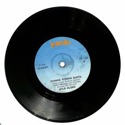 Ayla Algan (1978) – Tchaka Tchaka Zuktu Plak (107.5) PLK18473 - 2