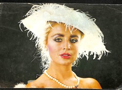 Banu Alkan Kartpostal (Küçük Boy) KRT23674 - Gökçekoleksiyon