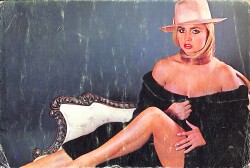 Banu Alkan Kartpostal (Küçük Boy) KRT23685 - Gökçekoleksiyon