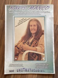 BARIŞ MANÇO (BARIŞSEVERLER) BÜYÜK BOY KARTPOSTAL (35X50cm) KRT17548 - Gökçekoleksiyon