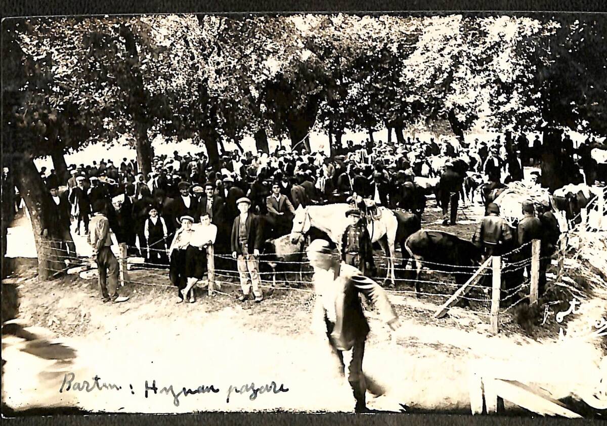 Bartın Sosyal ve Ticari Hayatı – Hayvan Pazarı Görünümü, Erken Cumhuriyet Dönemi Fotokart FT5 - 1