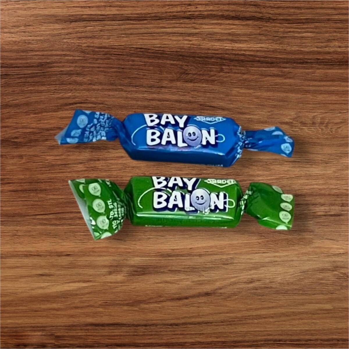 Baybalon (Saadet) 2003 Doğal Nane Aromalı Şekersiz Sakızı İki Renkli Lot # SKZ2371 - 4