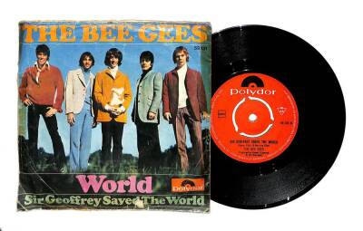 Bee Gees (1967 - Holland) World Sir Geoffrey Saved The World (108) PLK15735 - 2