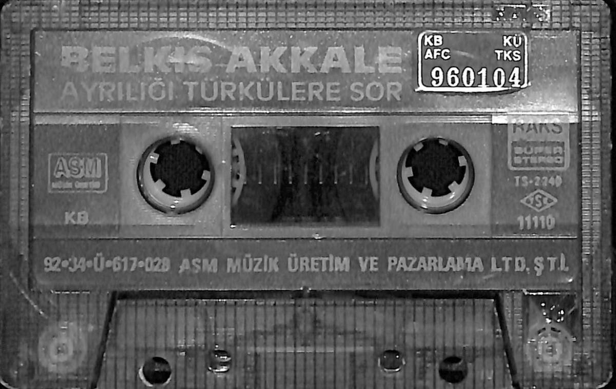 Belkıs Akkale - Ayrılığı Türkülere Sor Kaset (İkinci El) KST27781 - 1