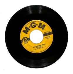 Beryl Davis - Fly Little BirdOne Moment More (106.5) PLK16467 - 2