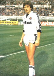 Beşiktaşlı Ali Gültiken (Orta Boy) Kartpostal KRT5344 - Gökçekoleksiyon