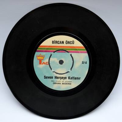 Bircan Öncü - Seven Herşeye Katlanır PLK4170 - 2