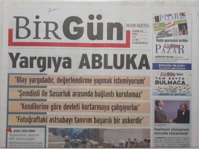 Birgün Gazetesi 13 Kasım 2005 - Yargıya Abluka GZ53027 - 1