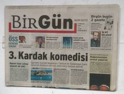 Birgün Gazetesi 24 Nisan 2005 - 3. Kardak Komedisi GZ8273 - 1