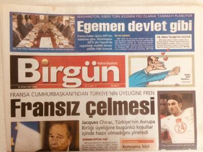 Birgün Gazetesi 30 Nisan 2004 - Türkiyenin Üyeliğine Fransız Çelmesi GZ38920 - 1
