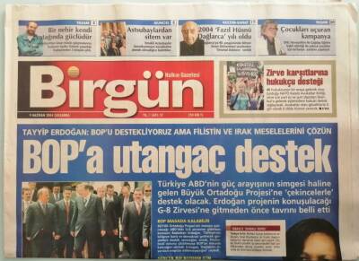 Birgün Gazetesi 9 Haziran 2004 Iraklı Direnişçiler İki Türkü Kaçırdı -GZ44789 - 2