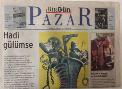 Birgün Gazetesi Pazar Eki - 11 Eylül 2005 - Hadi Gülümse , İstanbul Bienaline Bir Parantez Açtık GZ25392 - 1
