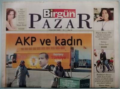 Birgün Pazar Gazetesi 19 Eylül 2004 Zulüm Bazı Aydınlar İçin Caydırıcı Oluyor - GZ44949 - 2