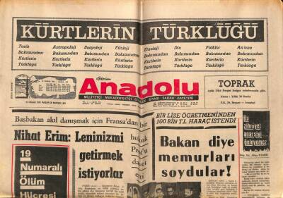 Bizim Anadolu Gazetesi 25 Nisan 1971 - Nihat Erim Leminizmi Getirmek İstiyorlar GZ90149 - 1