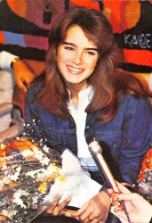 Brook Shields Kartpostal (Küçük Boy) KRT23741 - Gökçekoleksiyon