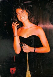 Brooke Shields Büyük Boy Kartpostal KRT18842 - Gökçekoleksiyon