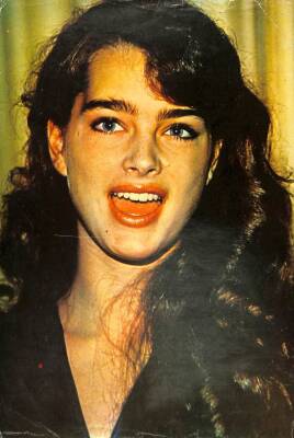 Brooke Shields Büyükboy Kartpostal KRT17108 - 1