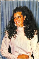 Brooke Shields Kartpostal KRT3257 - Gökçekoleksiyon