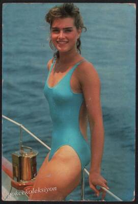 Brooke Shields Kartpostal KRT3275 - 1