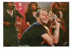 Bruce Willis Kartpostal KRT9907 - Gökçekoleksiyon
