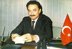 Bülent Ecevit Kartpostal (Küçük Boy) KRT22418 - Gökçekoleksiyon