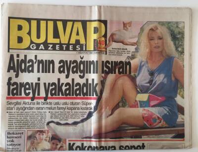 Bulvar Gazetesi 1 Ağustos 1998 - Ajda Pekkannın Ayağını Isıran Fareyi Yaladık GZ13980 - 2