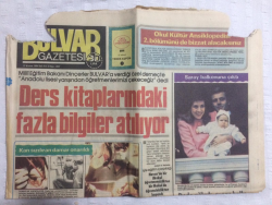 Bulvar Gazetesi 27 Kasım 1984 - Micheal Jacksonnun Kardeşiyle Sahneye Çıkıyor - GZ17617 - 1