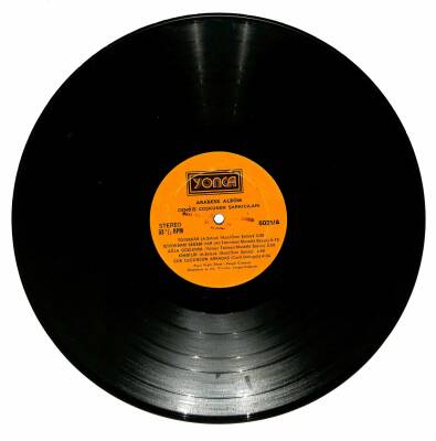 Cengiz Coşkuner – Arabesk (1981) LP (107.5) - 1