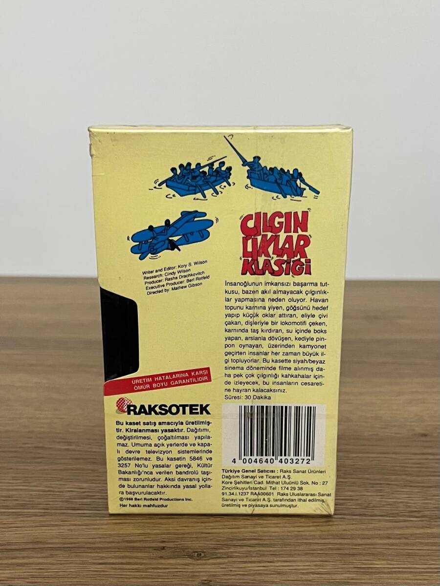 ÇILGINLIKLAR KLASİĞİ - BETA - Açılmamış Jelatininde Çizgi Filim Video Kaset DVD2840 - 2