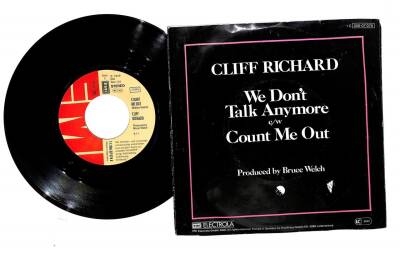 Cliff Richard - We Dont Talk Anymore Count Me Out Plak (109) PLK15611 - 2