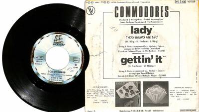 Commodores – Lady (You Bring Me Up) (1981 - Fransa) 108 PLK19379 - 2