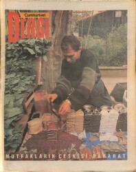 Cumhuriyet Dergisi 12 Haziran 1988 Sayı 120 NDR78051 - Gökçekoleksiyon