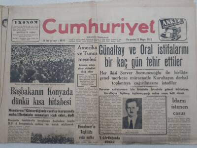 Cumhuriyet Gazete - 22 Mayıs 1952 - Günaltay Ve Oral İstifalarını Tehir Ettiler GZ112837 - 1