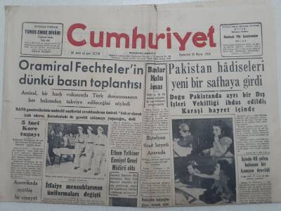 Cumhuriyet Gazete - 22 Mayıs 1954 - Pakistan Hadiseleri Yeni Safhaya Girdi GZ112844 - 1