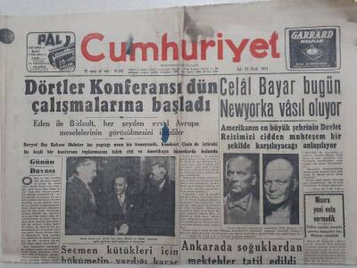 Cumhuriyet Gazete - 26 Ocak 1954 - Dörtler Konferansı Çalışmalarına Başladı, Bayar New Yorka Vasıl Oluyor GZ112850 - 1