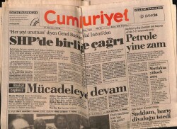 Cumhuriyet Gazetesi 1 Ekim 1990 - Saddam , Barış Diyaloğu İstedi GZ72481 - 2